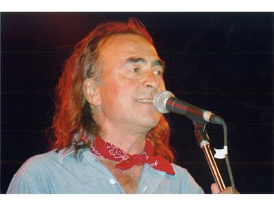 Δύσκολες ώρες για το Νίκο Παπάζογλου