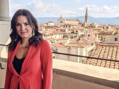 Εντυπωσιακή η υπουργός Όλγα Κεφαλογιάννη...