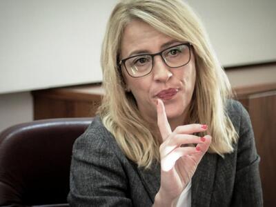 Ρένα Δούρου: Για πολλούς δυστυχώς οι νεκ...