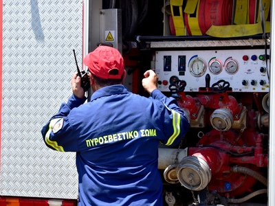 Φωτιά σε σπίτι στην πλατεία Μαρκάτου της Πάτρας