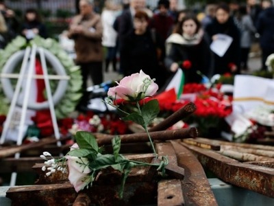 Συνεχίζονται οι εκδηλώσεις τιμής στο Πολυτεχνείο