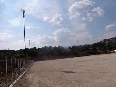 Συνεχίζονται οι εργασίες ανάπλασης στο γ...