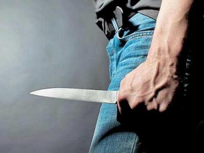 Αμαλιάδα: 60χρονος με μαχαίρι εισέβαλε σ...