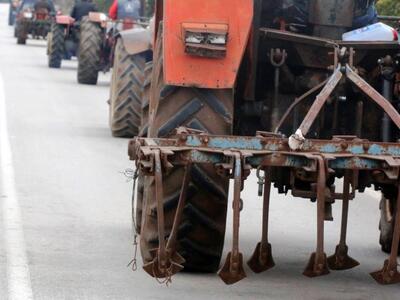 Αίγιο: Οι αγρότες έκλεισαν την Πατρών – Κορίνθου