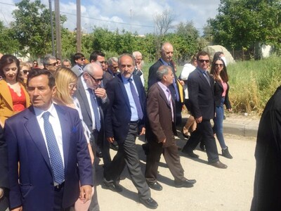 Στην περιφορά της Θαυματουργής Εικόνας τ...