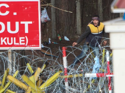 Νέα επεισόδια με χημικά και δακρυγόνα στον Έβρο