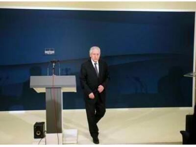 Κουβέλης: Η ΔΗΜΑΡ δεν δίνει ψήφο εμπιστο...