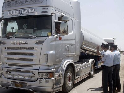 Το μεσημέρι αποφασίζουν οι απεργοί-Προσα...