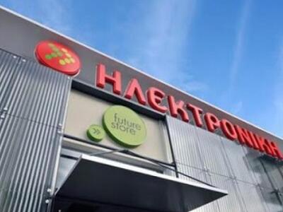 Η Ράνια Αντωνοπούλου υπόσχεται στήριξη τ...