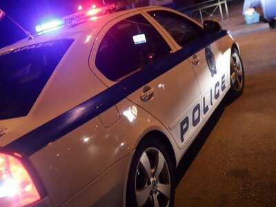 Μενίδι: 25χρονος τραυμάτισε δύο άτομα με...
