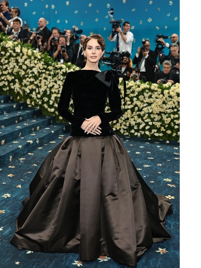 Λάνα ντελ Ρέι με Valentino