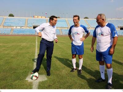 Σε φόρμα ο Αλέξης Τσίπρας! ΔΕΙΤΕ ΦΩΤΟΓΡΑ...