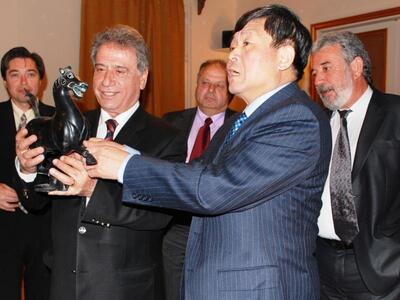 "Απόβαση" κινέζων επιχειρηματι...