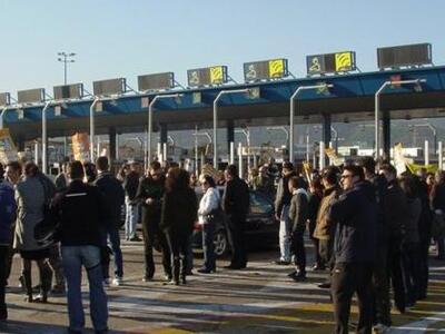 Επιμένουν οι κάτοικοι: Νέα συγκέντρωση σ...