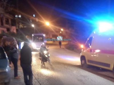 Δάφνη Ναυπακτίας: Σύγκρουση Ι.Χ. με μηχα...