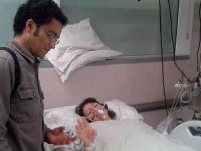 H 47χρονη έχοντας στο πλευρό της τον σύζυγο της