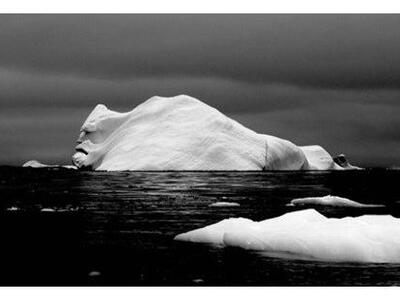 Συναγερμός για γιγαντιαίο «αδέσποτο» παγόβουνο