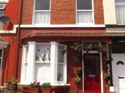 Δημοπρατήθηκε το σπίτι όπου ο Λένον πέρα...