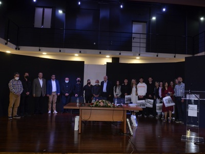 Ο Δήμος Καλαβρύτων τίμησε τους μαθητές τ...