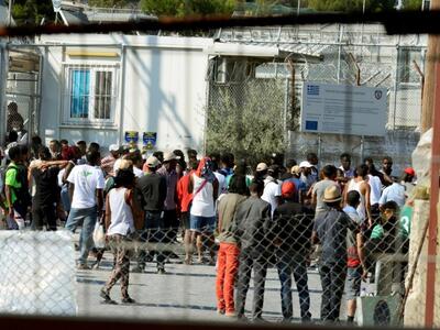 Κλείνει το κέντρο υποδοχής μεταναστών τη...