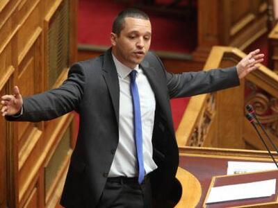 Στη φυλακή ο Κασιδιάρης - Αποδοκιμασίες ...