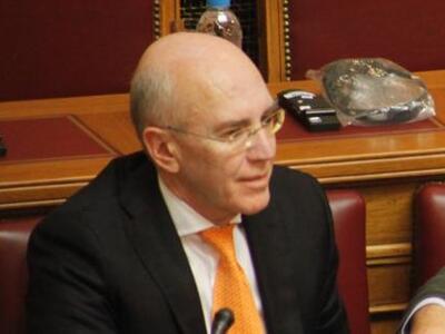 «Φωτιές» ανάβει το βιβλίο του Π. Ρουμελι...