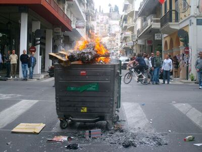 Επεισόδια και στο κέντρο της Πάτρας, κατ...