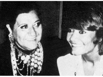 Μετά τη συνεργασία της με τον Κώστα Χατζ...