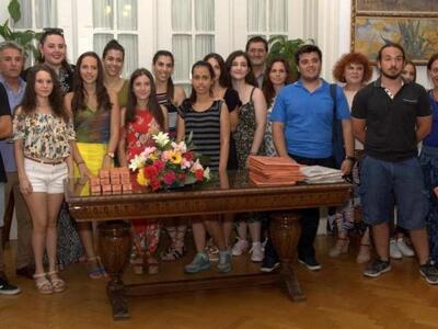 Οι μαθητές του λαϊκού φροντιστηρίου της ...