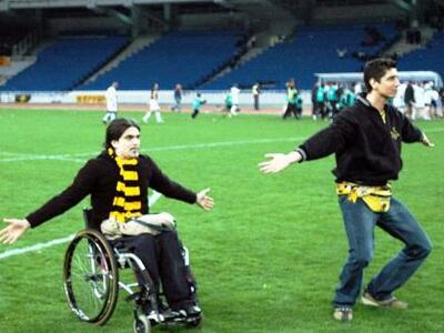 Η Football League θα αποζημιώσει με 400....