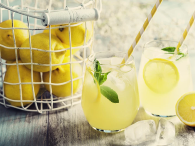 Σπιτική λεμονάδα για detox