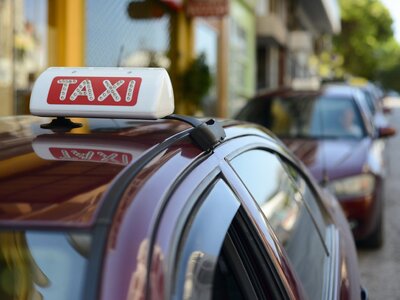 «Το ταξί στο κέντρο της Πάτρας είναι υπό...