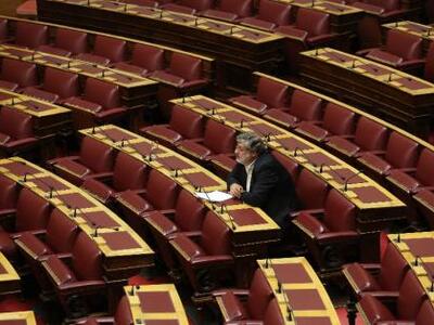 Ψηφίστηκε ο προϋπολογισμός της Βουλής για το 2014