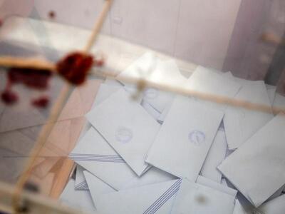 Το κουρείο βγάζει ...exit poll