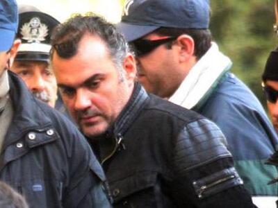 Άργησαν αλλά τους... απέταξαν - Εκτός Ασ...