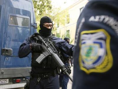  Οπλοστάσιο στο σπίτι καταζητούμενου Αν....