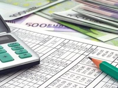 Διπλάσιος φόρος σε ελεύθερους επαγγελματ...