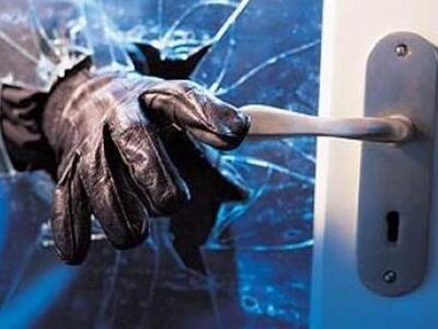 Αμαλιάδα: Έκλεψαν τα λεφτά, το air condi...