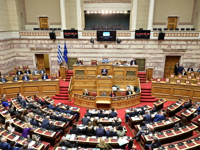 Βουλή: Εκατέρωθεν πυρά για τον Αγνωστο Σ...