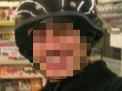 Σόκ!Δείτε ποιός πασίγνωστος Έλληνας παίκ...