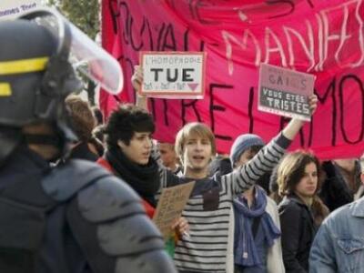 Ο πρώτος γάμος ομοφυλοφίλων σήμερα στο Παρίσι