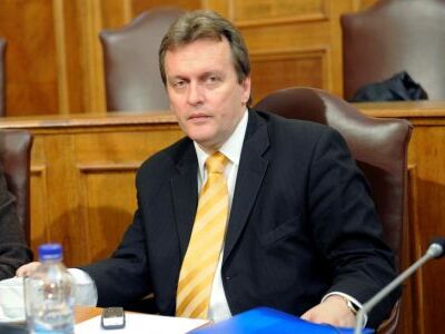 Τον Κοντογιάννη θα στηρίξει για περιφερε...