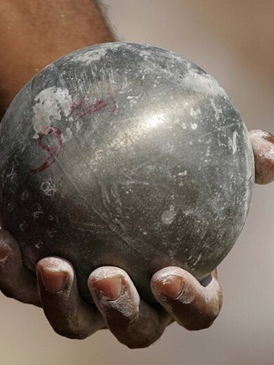 Η Σούπερ γιαγιά Ρουθ Φριθ μας βάζει γυαλιά! 