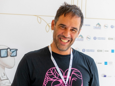 Αnimasyros: Τα κινούμενα σχέδια ταξιδεύο...