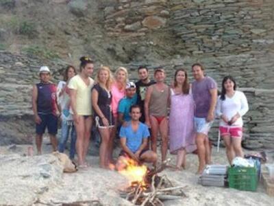 H Ελένη Μενεγάκη αγκαλιά με τον Ματέο Πα...