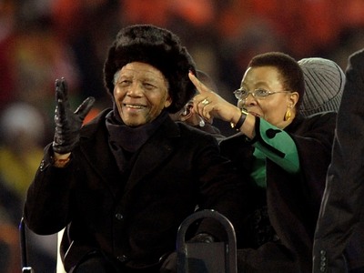 Δείτε τον Μαντέλα και την Σακίρα στον τε...