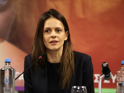 Έφη Αχτσιόγλου: Στην ευχέρεια του εργοδό...