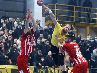 ΑΕΚ - Ολυμπιακός 26-26: Δίκαιη ισοπαλία ...