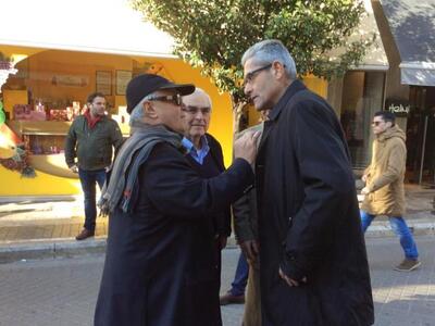 Ο Άγγελος Τσιγκρής στην αγορά της Πάτρας...