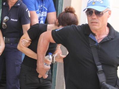 Το άλλοθι με τα... βραχιόλια που κατέρρε...